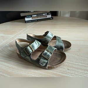 Cat & Jack|Baby boy/toddler sandals in Camo,Double Buckle straps-Green Camo•••7